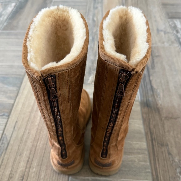 UGG 5119 Knightsbridge Back Zipper Camel Lined Winter Boots Women's 8 - Picture 4 of 10